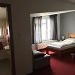 Pensjonat A 7 - Avenue 7 3*