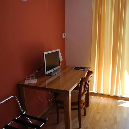 A 7 - Avenue 7 Gasthof Prešov